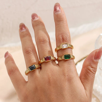Zarter Zirkonia-Ring