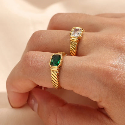 Zarter Zirkonia-Ring