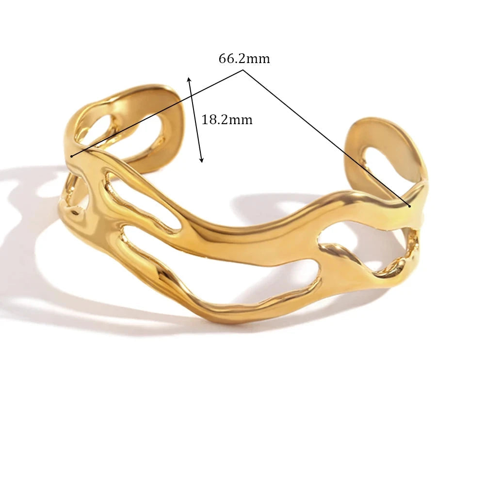 Elegantes Armband mit Abstrakter Wellenform